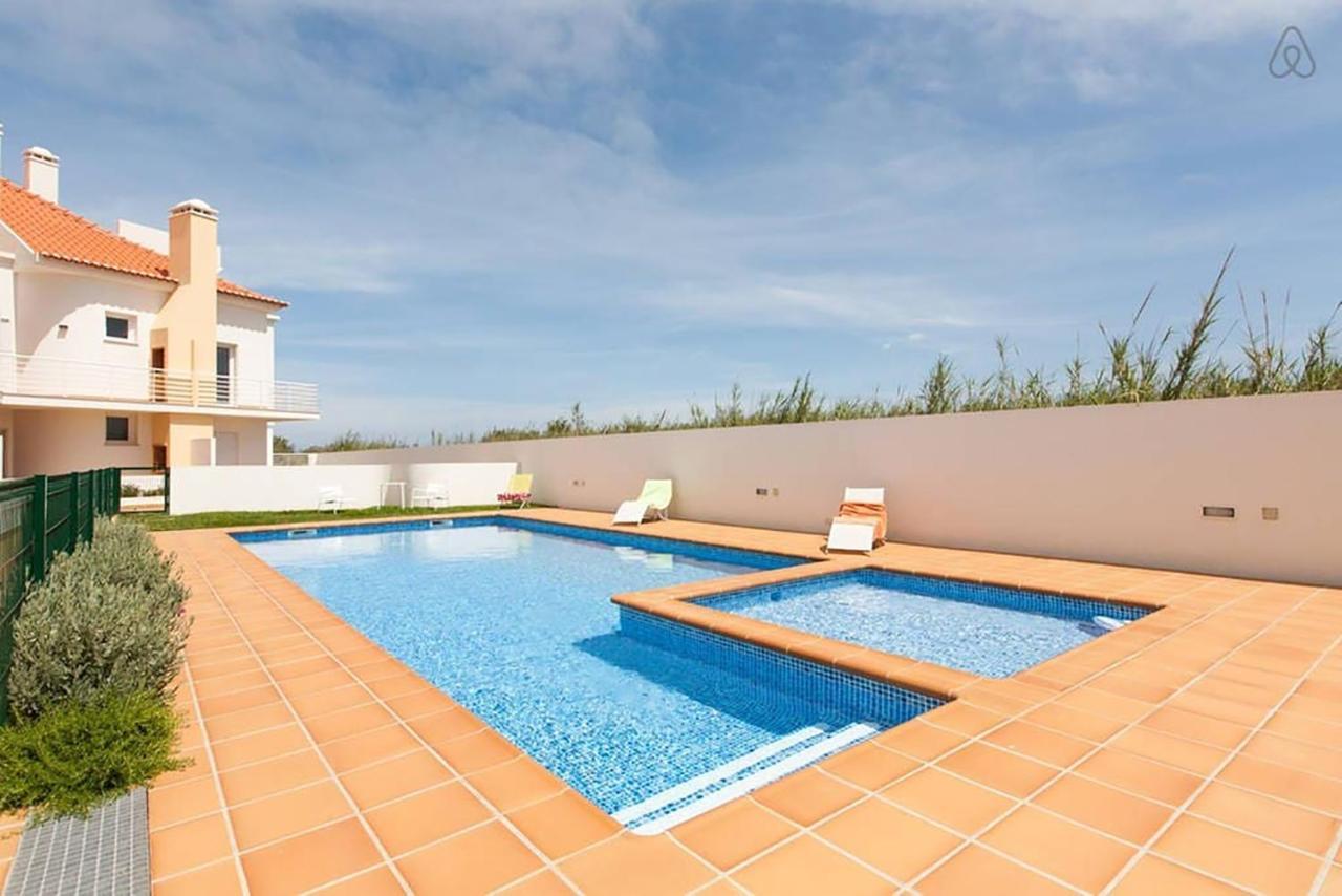 פרל Casa Baleia - Praia E Piscina - 10 Pessoas מראה חיצוני תמונה